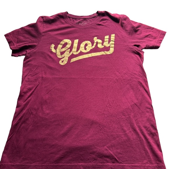 Maroon women’s t-shirt glory graphic in gold color size large - Picture 8 of 14